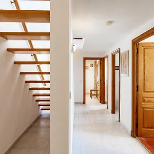 https://villa-ponent.balearic-islands.net