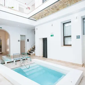 https://lola-de-triana-apartments.es-andalucia.com