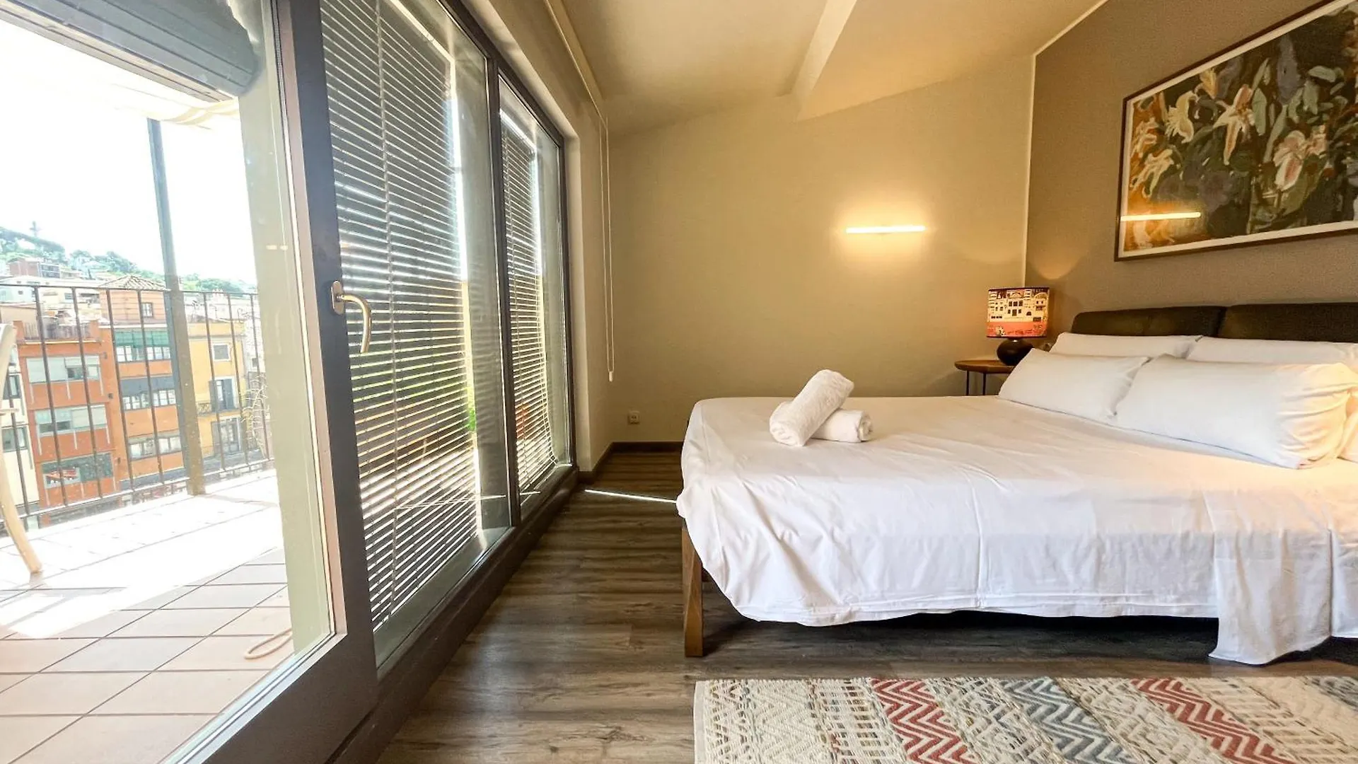 Sleep & Stay Luxury Top Floor Apt With Terrace Girona 0*,  Spain