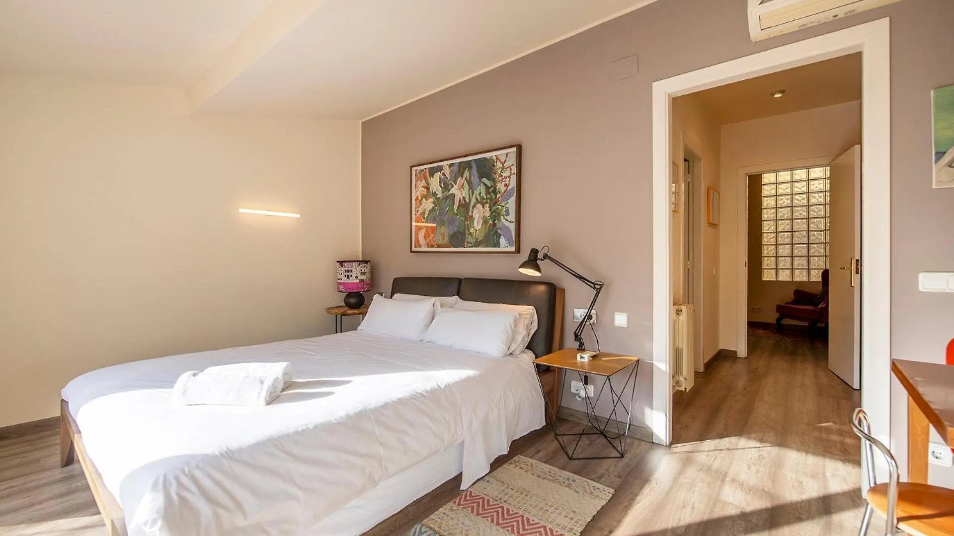 Sleep & Stay Luxury Top Floor Apt With Terrace Girona 0*,